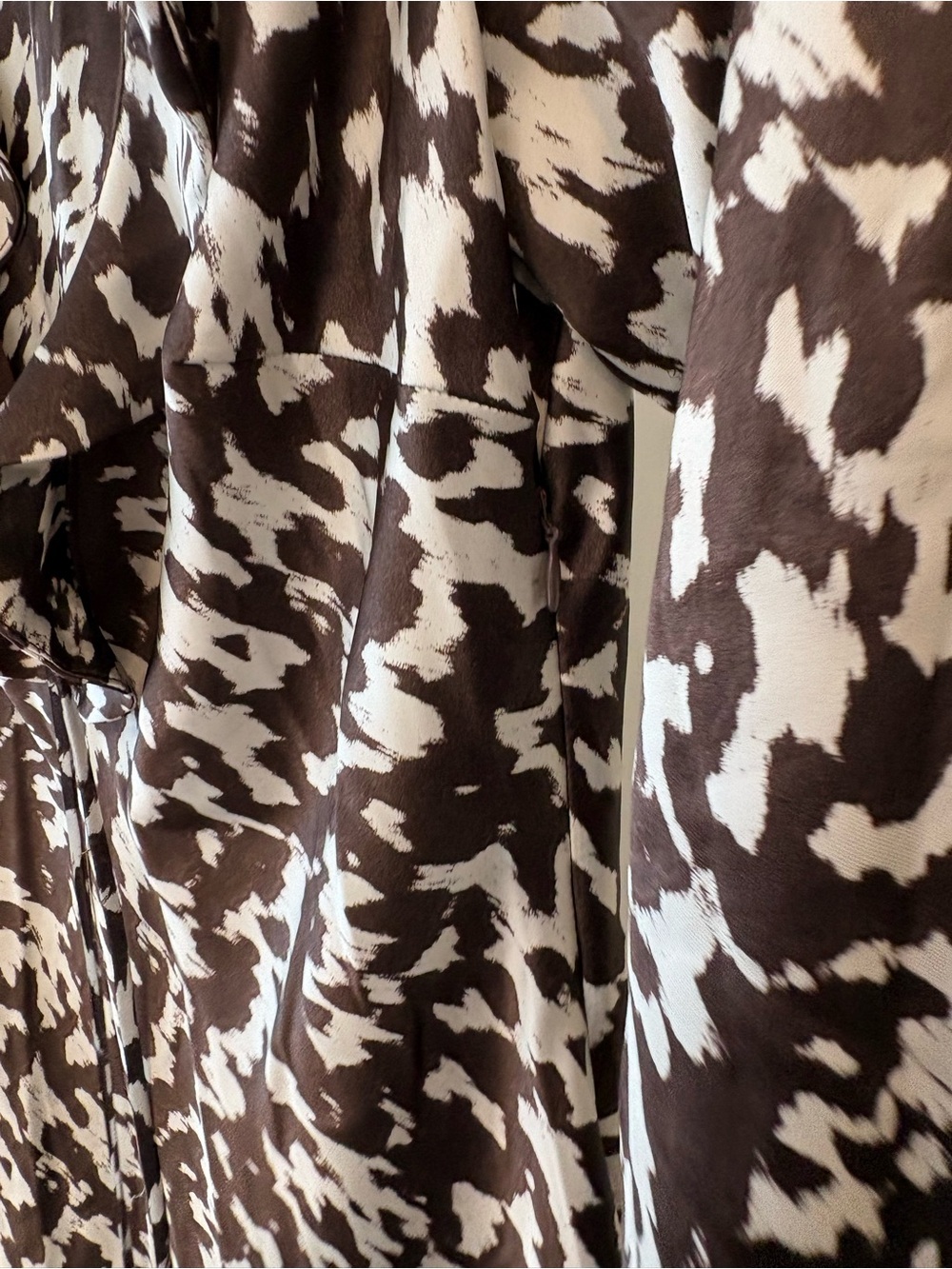 Zara bloggers fave Brown & White Printed Long flare Sleeve maxi Dress - Picture 5 of 10